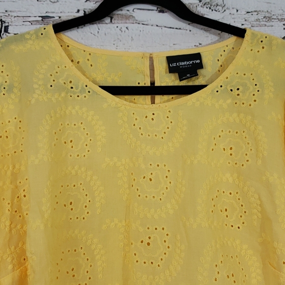 🆕️ Liz Claiborne Crochet Short Sleeve Top - Picture 2 of 6
